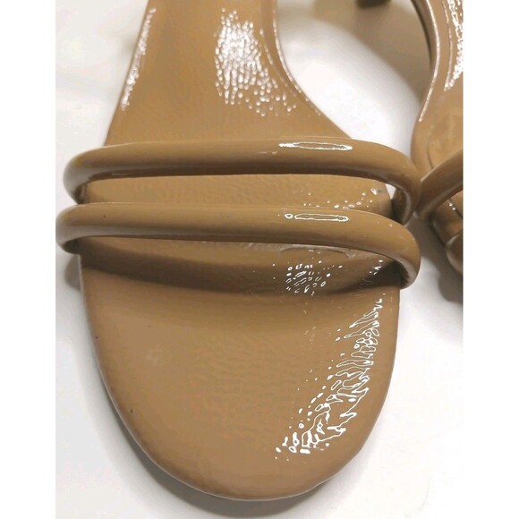 Antonio Melani Sandals Sz 6.5 Tan Brown Patent Leather Strappy Kitten Heel $150 - Picture 5 of 16